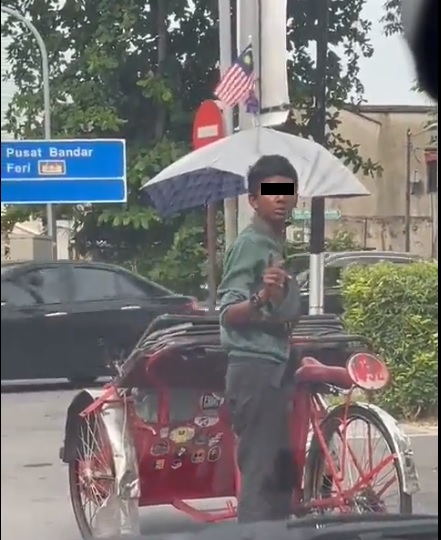 三轮车夫疑当街吸强力胶 网民:会把人载去月球