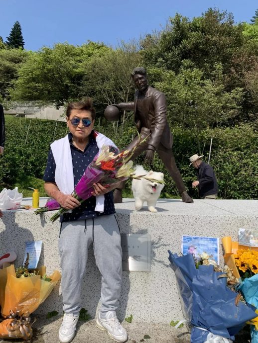 高以翔39岁冥诞墓园现花海 黑人现身悼念