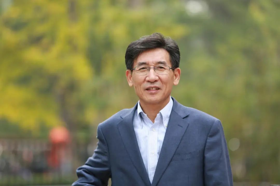 中国物理学家薛其坤获2024年度美国物理学会巴克利奖
