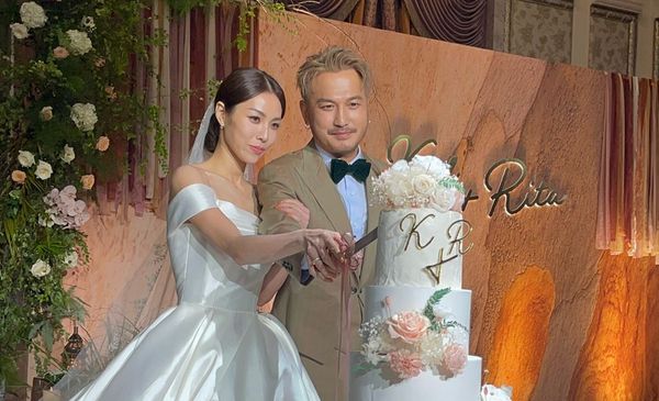儿当花童坐阿拉丁魔毯入场 KID婚礼上哭红眼