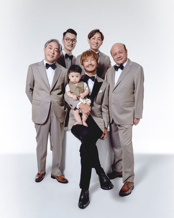 儿当花童坐阿拉丁魔毯入场 KID婚礼上哭红眼
