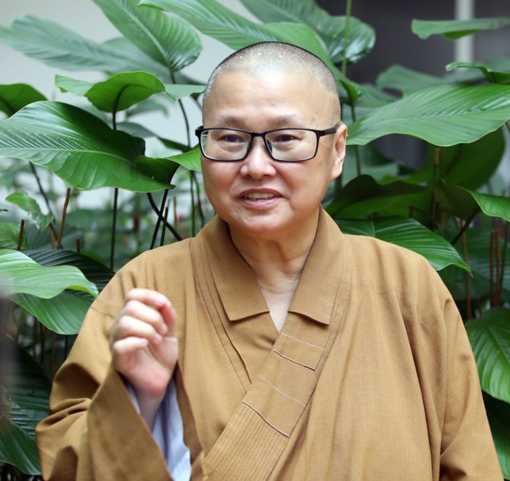 觉诚法师呼吁关注伪宗教人士犯法事,配一图