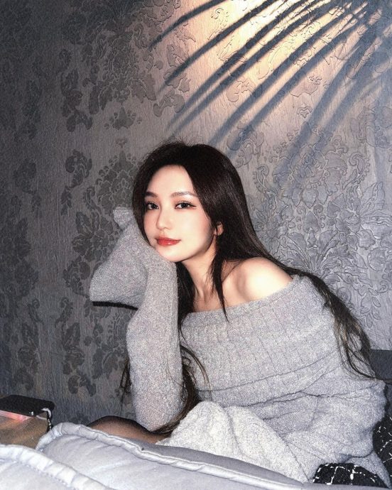 恺乐惊爆离婚复出 周扬青PO酒杯被问“在庆祝吗?”