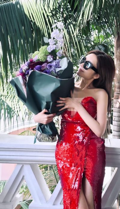 恺乐惊爆离婚复出 周扬青PO酒杯被问“在庆祝吗?”