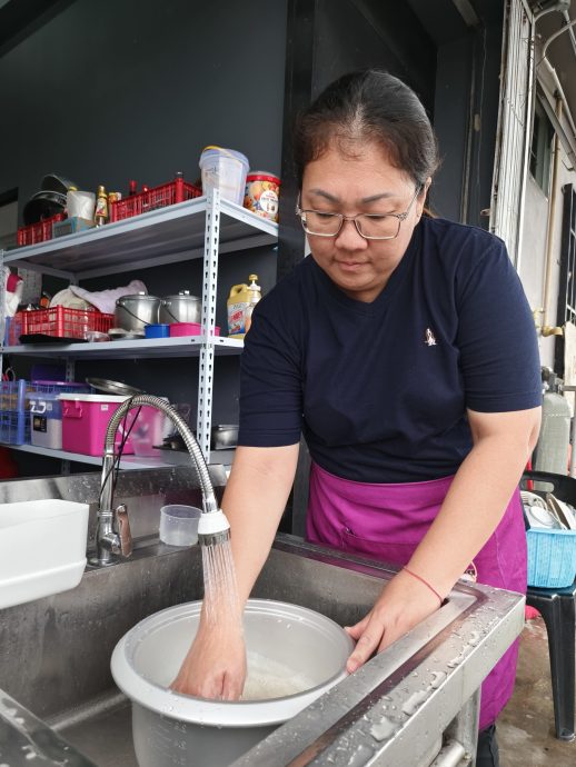 暖势力:单亲妈妈为有需要的人提供免费餐