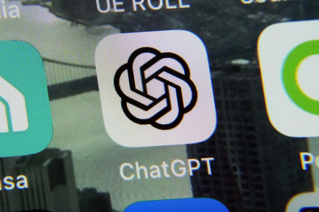 看世界)才刚开完开发者大会 ChatGPT大当机