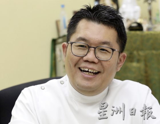 【圣诞色彩/02】天主教礼仪颜色,除了红绿白,还有什么色调?