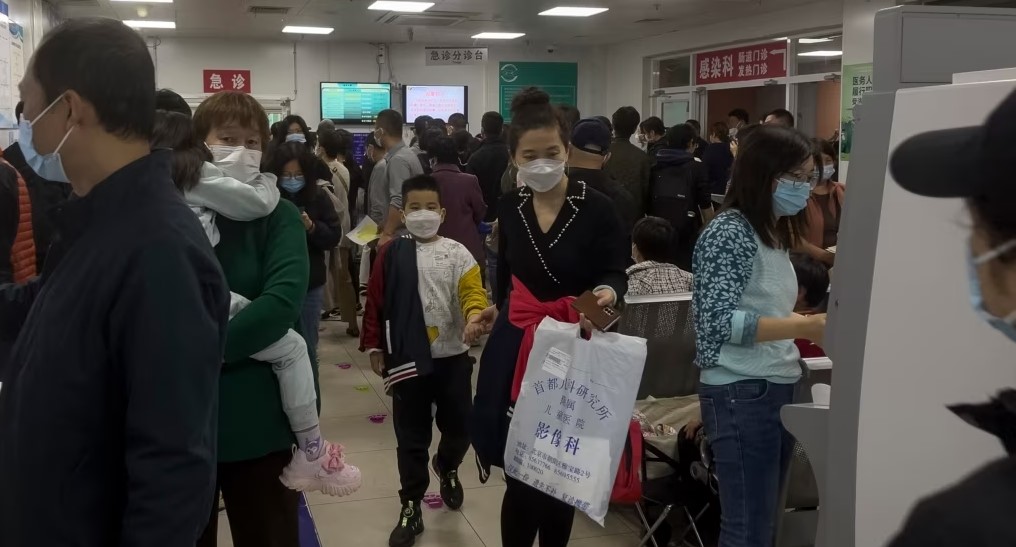 不明呼吸道疾病肆虐 共和党参议员促拜登对华实施旅游限制