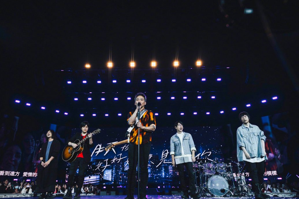 五月天假唱风波延烧 相信音乐发声明反击