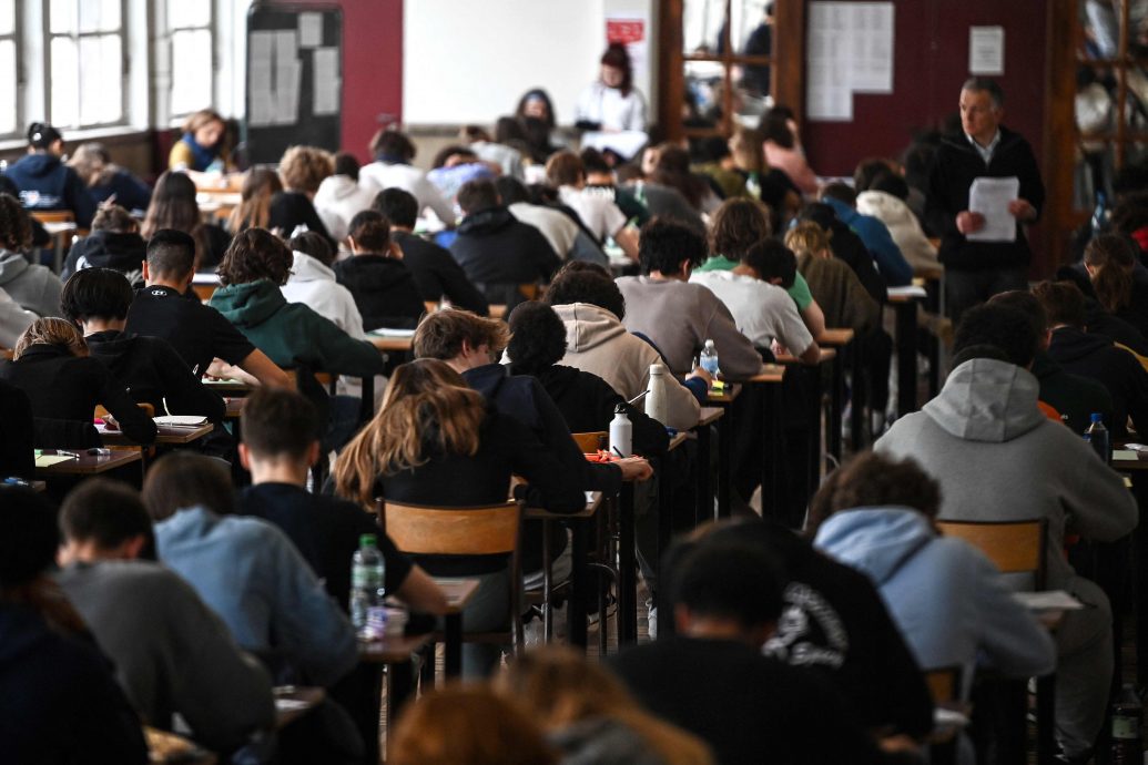 学术水平PISA 亚洲地区位居前列