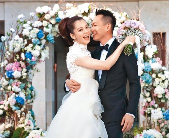 徐若瑄惊爆已签字离婚 结束9年婚姻