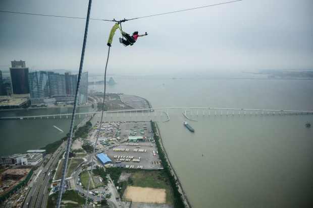日游客玩澳门塔“世界第二高”高空弹跳后 呼吸停止死亡