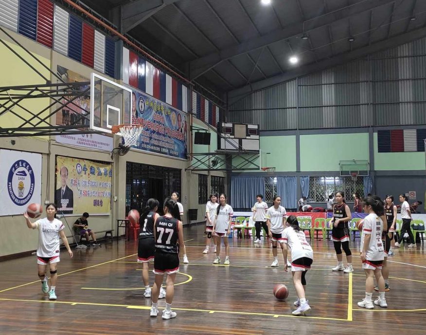 U17全国篮球赛| 输身高+伤病打击+欠默契 森女丢冠自我检讨下次再来