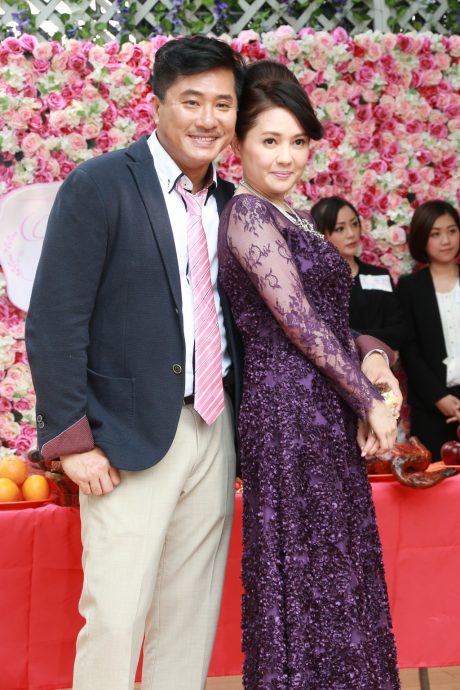 57岁李丽珍与60岁「旧爱」温馨过除夕!