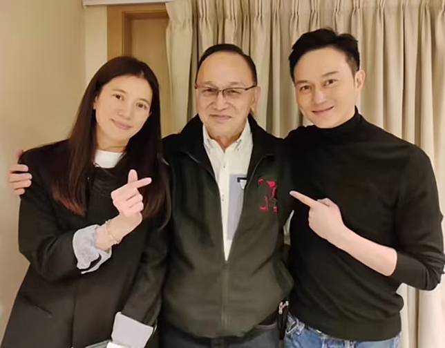 73岁三级片天王认离婚 结婚32年无儿无女
