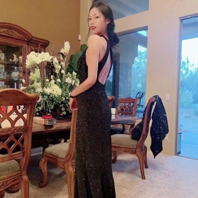 李龙基惨变绿帽侠? 未婚妻传恋海军婚宴照曝光