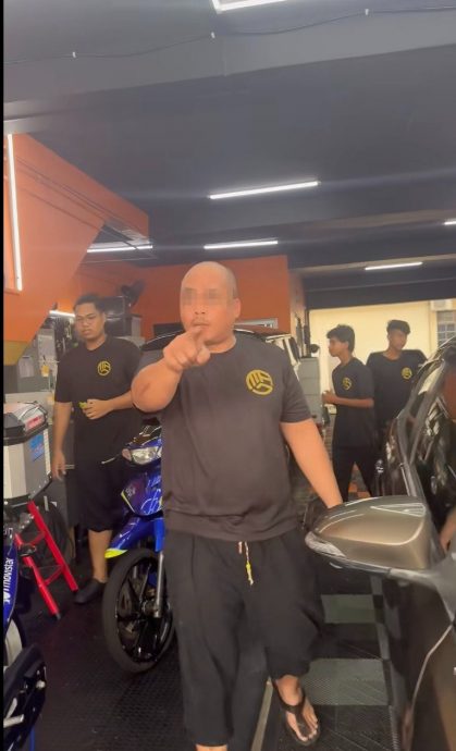 洗车中心仅为发飙骂顾客道歉 “车钥匙不是我弄坏的!”