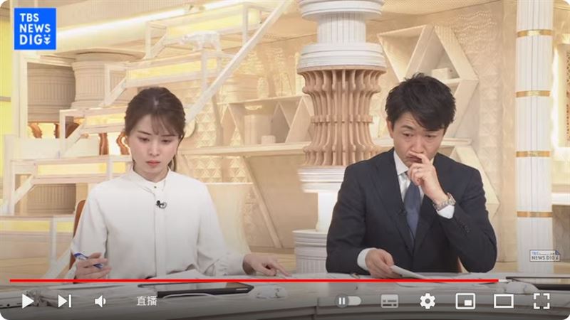 烧到剩骨架!羽田机场飞机起火 日本主播看“惊悚画面”超傻眼