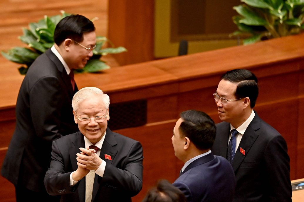 看世界 传健康出状况 越共总书记阮富仲出席国会会议辟谣