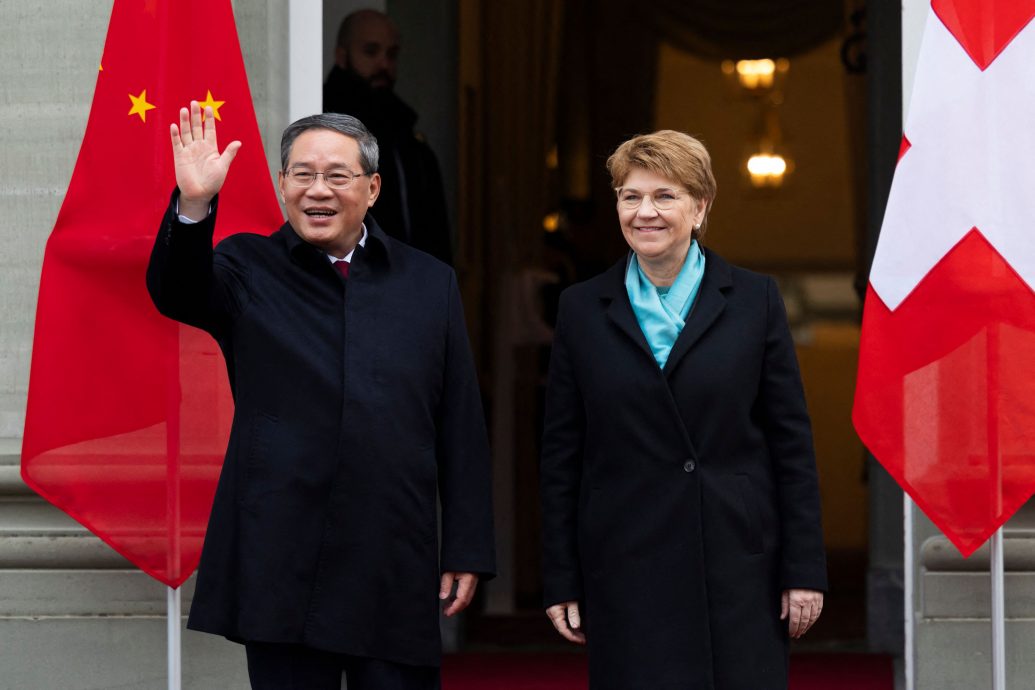配图 等下补图说 Switzerland Davos China