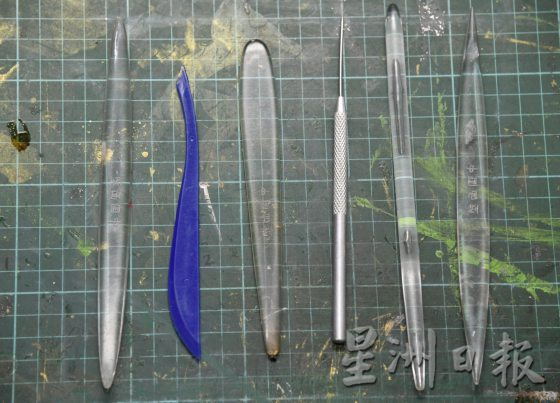 手作达人陈振耀/巧手捏出超可爱仿真袖珍舞龙舞狮