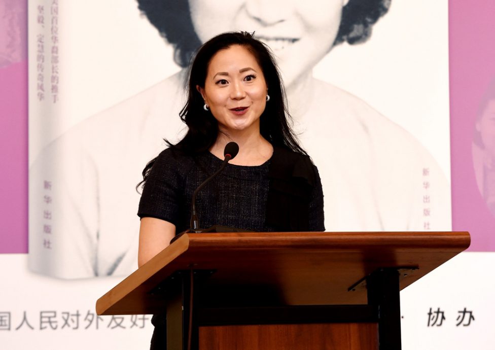 赵小兰胞妹车祸猝逝!消息人士:驾特斯拉坠入池塘溺毙