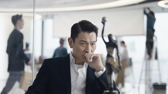 陈伟光/《红毯先生》电影人自嘲的黑色幽默