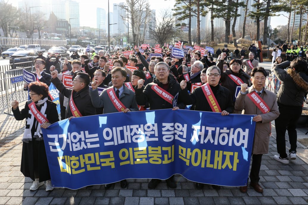 韩国政府给“3天”期限 若医生周四前返岗将不追究责任