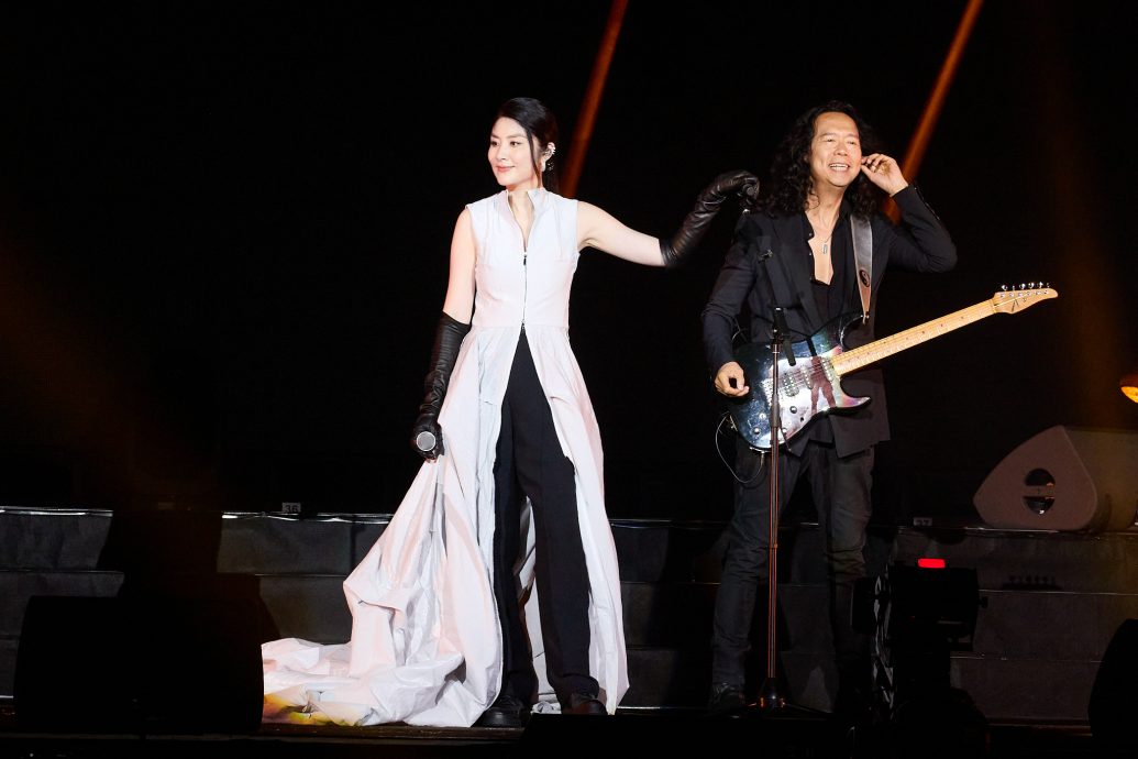 自爆在马机场“边开边吃”榴梿经历 陈慧琳开心结束2场演出:可以狂吃榴梿啦