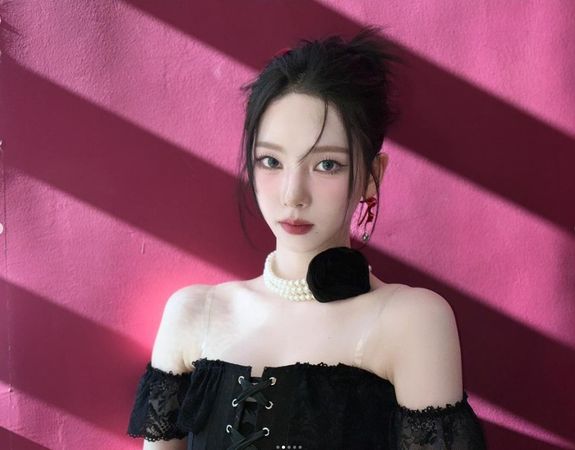 认爱李宰旭爆脱粉潮 Karina写信道歉未提分手