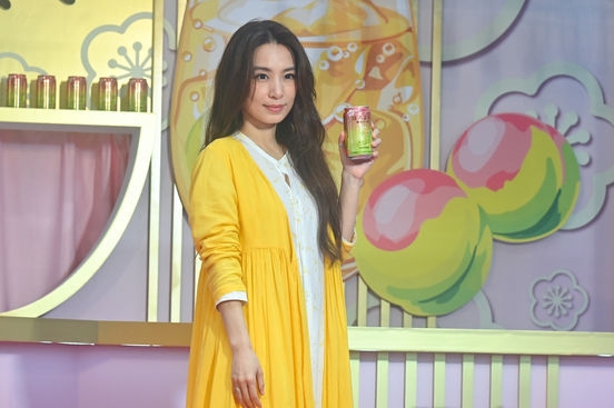 中国开唱遭出征 田馥甄高EQ回应