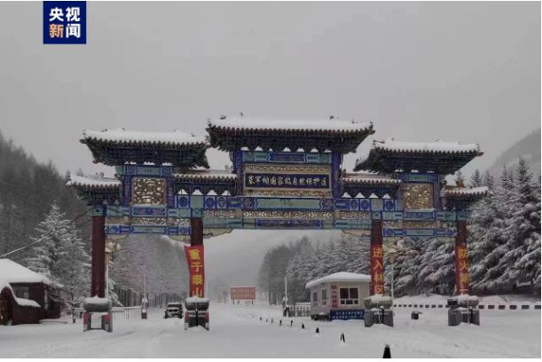 立夏前一周下雪!河北多地积雪30公分厚 民众:前一天还在穿短袖