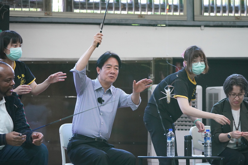 天下事主文)美联社:总统就职礼今举行 赖将延续蔡方向带领台 主