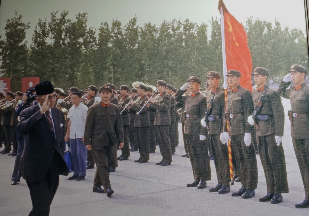 每日一篇/马中友好协会会长马吉德/马中建交50周年