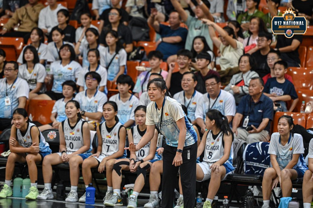 全国U17篮球赛|率雪女7战全胜卫冕不自满 陈玉霞:夺冠难,守冠更难