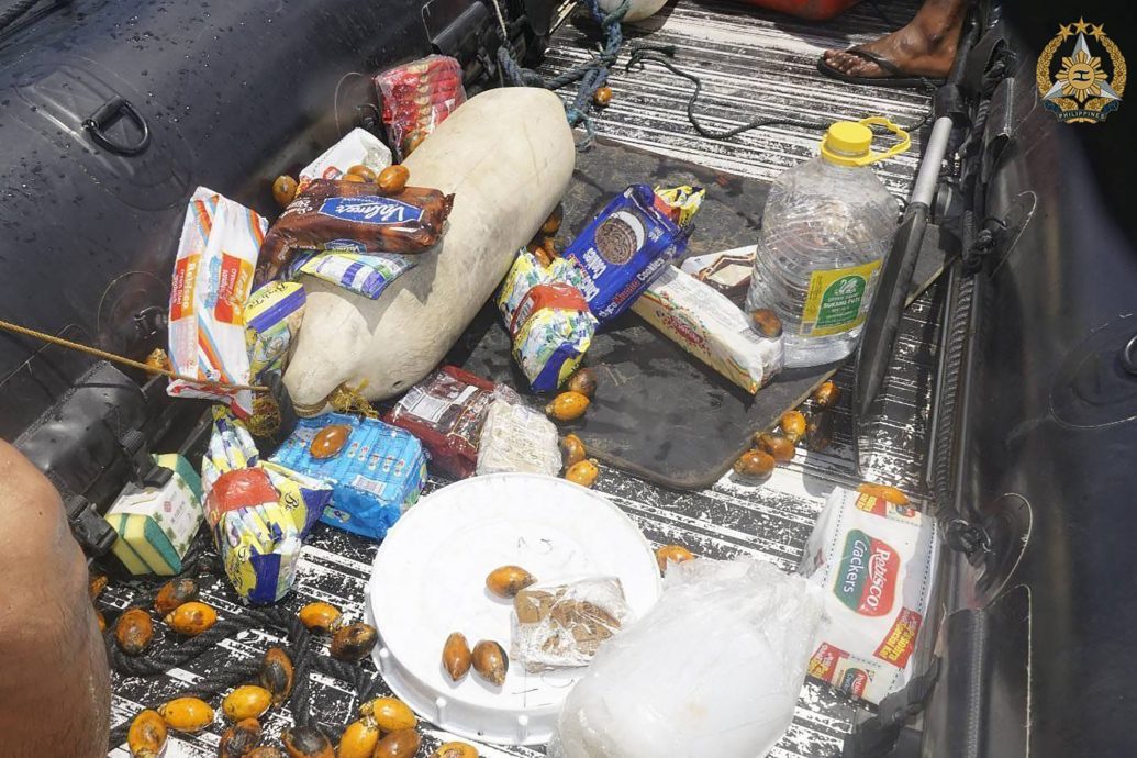菲律宾指责中国扣押空投物资 中国:别再制造事端