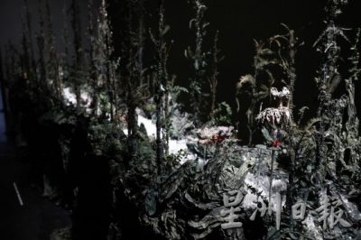 【死亡美学/03】纸偶入画,活化技艺,再创新生命