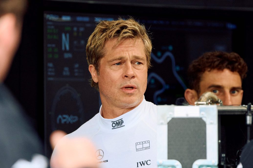 英国站F1大赛车| 毕彼特现身拍摄新片“F1” 诺里斯主场扬威首日练习