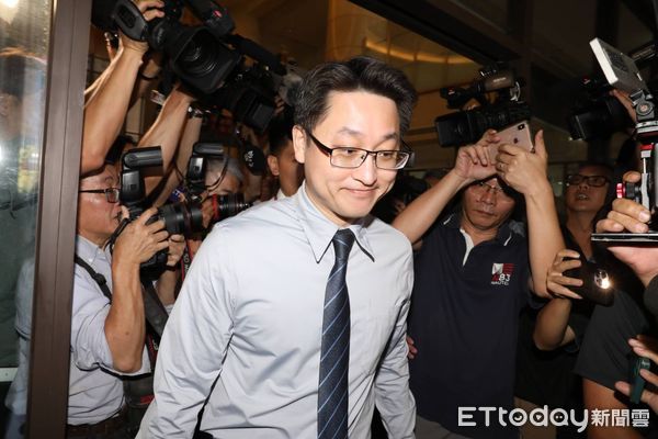 郑文灿1200万新台币交保!检察官当庭再抗告