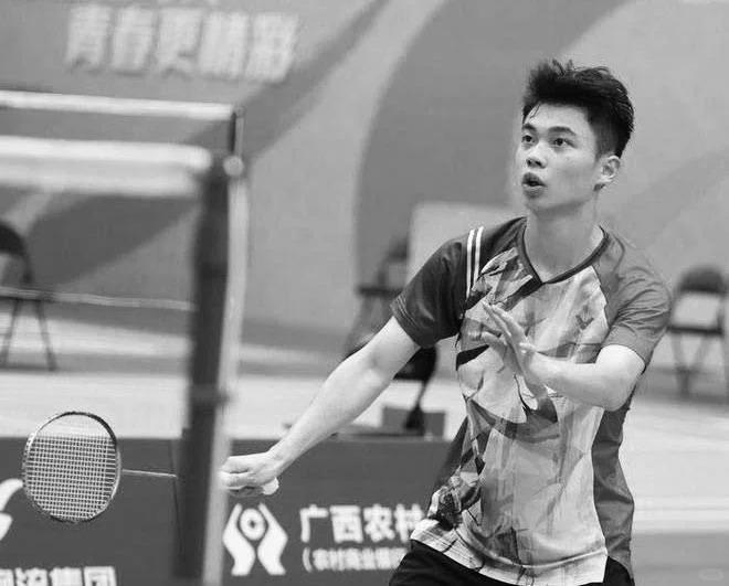 17岁小将张志杰猝死︱遗体滞留印尼40余天 母发声:何时才能把你带回来