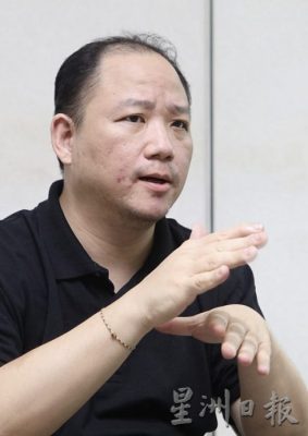 【聋人维权/02】手语通译员:行走的百科全书,在无声与有声世界筑起沟通桥梁!
