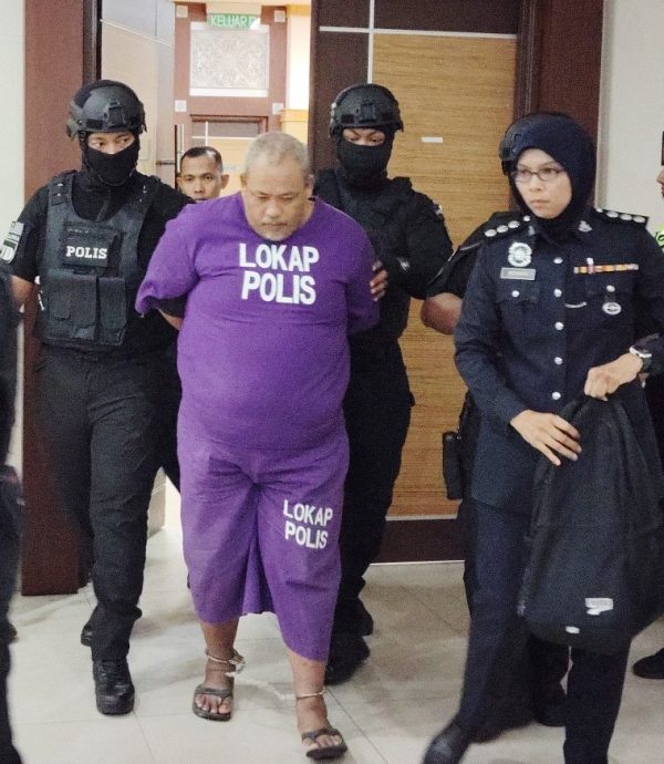 *已签发* 全国:巴莪火灾祖孙3死变谋杀 嫌犯被控3项谋杀罪及1项致伤他人罪