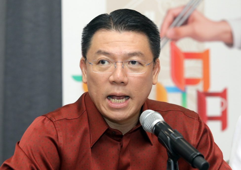 张哲敏起诉大学讲师诽谤案/ 国民有言论自由 倪可敏:不能滥用做诽谤