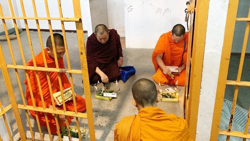 犯人连续在拘留室轻生 泰警请僧人超渡安民心
