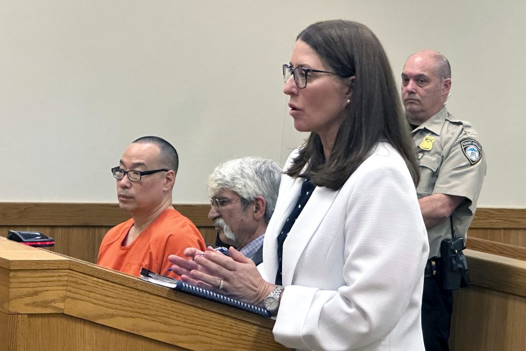疏忽引发全美最大脑膜炎疫情 过失杀人罪华裔药剂师不抗辩