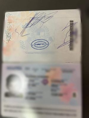 请签发(全国版)数十名游客护照受损欠税禁出境