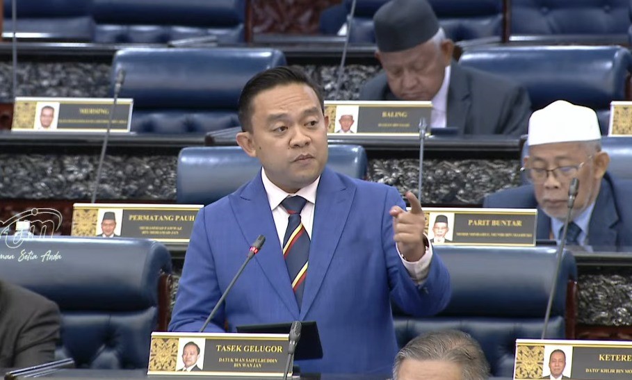 “谁是Mahakaya?过时了啦!” 旺赛夫讥安华掩盖无能