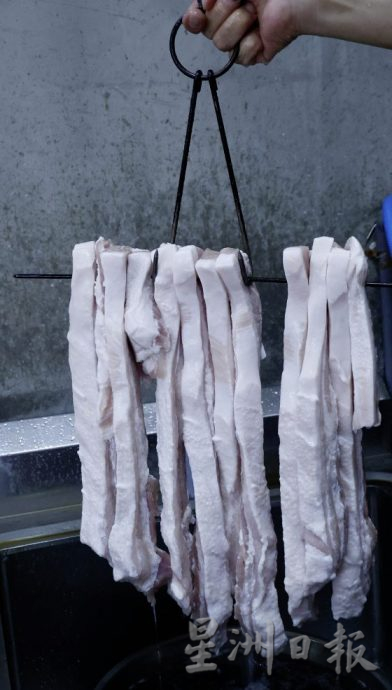【食谈叉烧/02】蜜汁叉烧焦香入味,老饕最爱叉烧头,吃不吃到看缘分