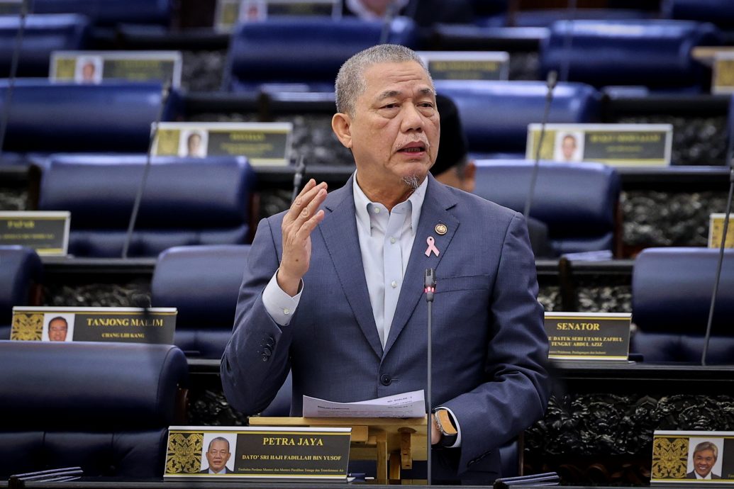 国会/法迪拉:政府鼓励发展商屋顶装太阳能板/推动2025净零排放