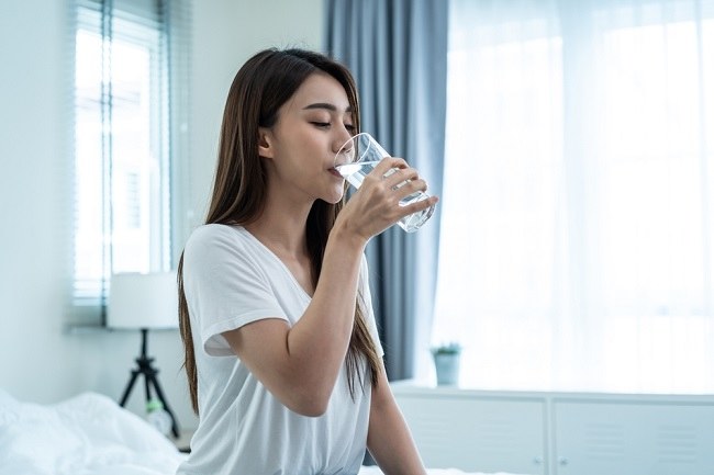 求真/(全国版)起床后漱口吐掉,才是正确保持口腔健康